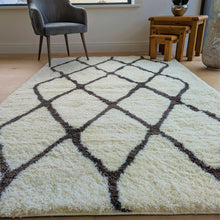 Load image into Gallery viewer, Ivory Moroccan Trellis Shaggy Rugs - Alaska
