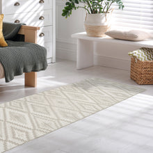 Load image into Gallery viewer, Grey Diamond Geometric Indoor Outdoor Rug - Hydraflex