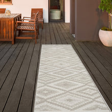 Load image into Gallery viewer, Grey Diamond Geometric Indoor Outdoor Rug - Hydraflex