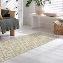 Load image into Gallery viewer, Natural Diamond Geometric Indoor Outdoor Rug - Hydraflex