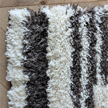 Load image into Gallery viewer, Ivory Berber Shaggy Runner Rugs - Alaska