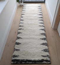 Load image into Gallery viewer, Ivory Berber Shaggy Runner Rugs - Alaska