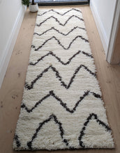 Load image into Gallery viewer, Long Hallway Shaggy Rugs