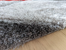 Load image into Gallery viewer, Red Non Shed Geometric Shaggy Rugs - Verge