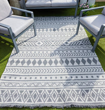 Load image into Gallery viewer, Light Grey Scandi Flatweave Outdoor Rug - Casa