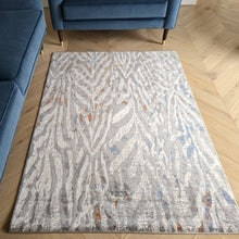 Load image into Gallery viewer, Grey Nature Print Flatweave Area Rug - Orion