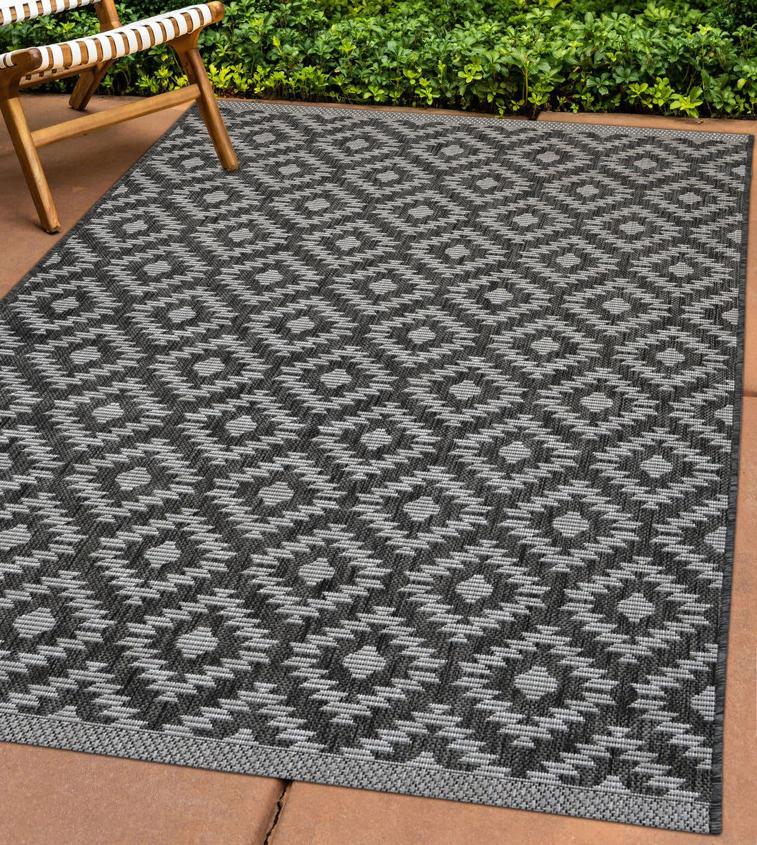 Anthracite Grey Weatherproof Geometric Outdoor Rug - Compass