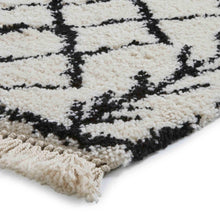 Load image into Gallery viewer, White and Black Trellis Shaggy Rug -  Boho