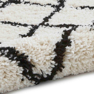 White and Black Trellis Shaggy Rug -  Boho