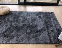 Load image into Gallery viewer, Anthracite Grey 40mm Shaggy Rug - Oslo