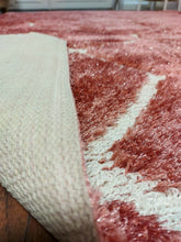 Load image into Gallery viewer, Rose Pink Non Slip Latex and Machine Washable Shaggy Rug - Smart