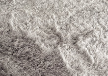 Load image into Gallery viewer, Silver Cosy 4.5cm Shaggy Rug - Shimmer