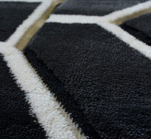 Black with White Carved Pile Geometric Area Rug - Daytona