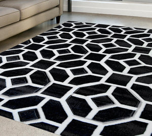 Black with White Carved Pile Geometric Area Rug - Daytona