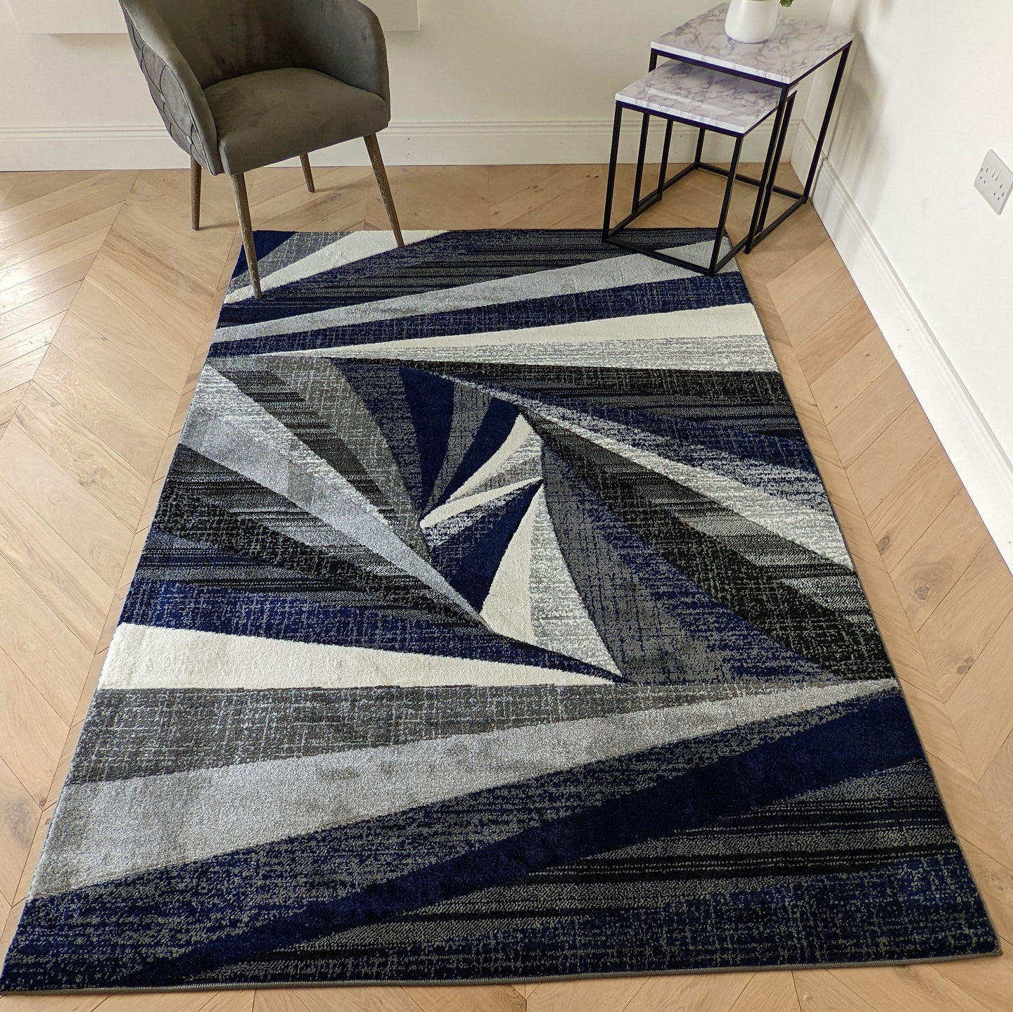 Navy Blue Splinter Geometric Living Room Rug - Boston