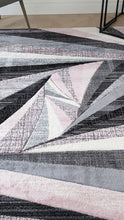 Load image into Gallery viewer, Pink Splinter Patterned Runner - Boston