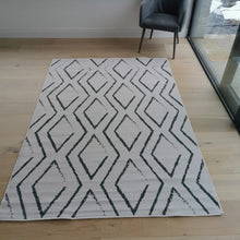 Load image into Gallery viewer, Green Reversible Moroccan Trellis Outdoor Rug - Capri