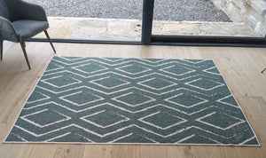 Green Reversible Moroccan Trellis Outdoor Rug - Capri