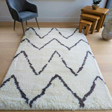 Load image into Gallery viewer, Ivory Chevron Scandi Shaggy Rugs - Alaska