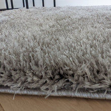 Load image into Gallery viewer, Grey Shimmering Polyester Shaggy Rug
