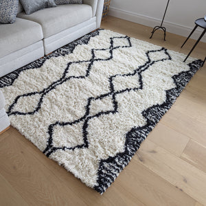 Long Ivory Berber Shaggy Runner Rug - Nivalli