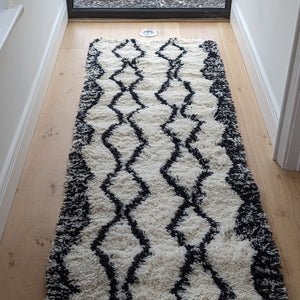 Long Ivory Berber Shaggy Runner Rug - Nivalli