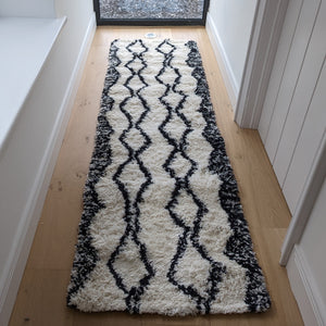 Long Ivory Berber Shaggy Runner Rug - Nivalli