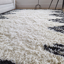 Load image into Gallery viewer, Ivory and Black Tribal Berber Shaggy Rugs - Nivalli