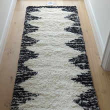 Load image into Gallery viewer, Ivory and Black Tribal Berber Shaggy Rugs - Nivalli