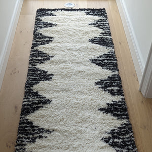 Long Ivory Tribal Berber Shaggy Runner Rugs - Nivalli