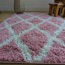 Load image into Gallery viewer, Blush Pink Moroccan Trellis Shaggy Rug - Oslo