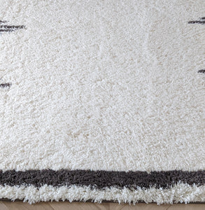 Ivory Tribal Soft Shaggy Rugs - Alaska