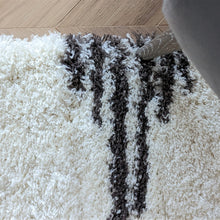 Load image into Gallery viewer, Ivory Berber Shaggy Runner Rugs - Alaska