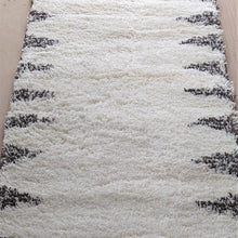 Load image into Gallery viewer, Ivory Berber Shaggy Runner Rugs - Alaska