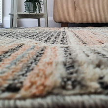 Load image into Gallery viewer, Victoria 8553A Beige L Blue