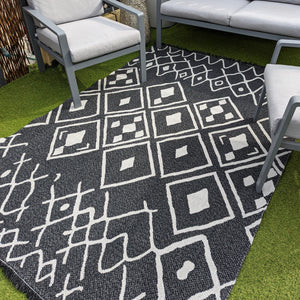 Black Fringed Berber Flatweave Outdoor Rug - Casa