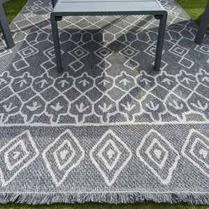 Grey Fringed Trellis Flatweave Outdoor Rug - Casa